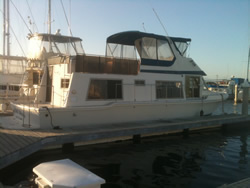 This Boat for sale is a Chris Craft, Uniflite, Used, Sailing Boats, 46.00 Feet